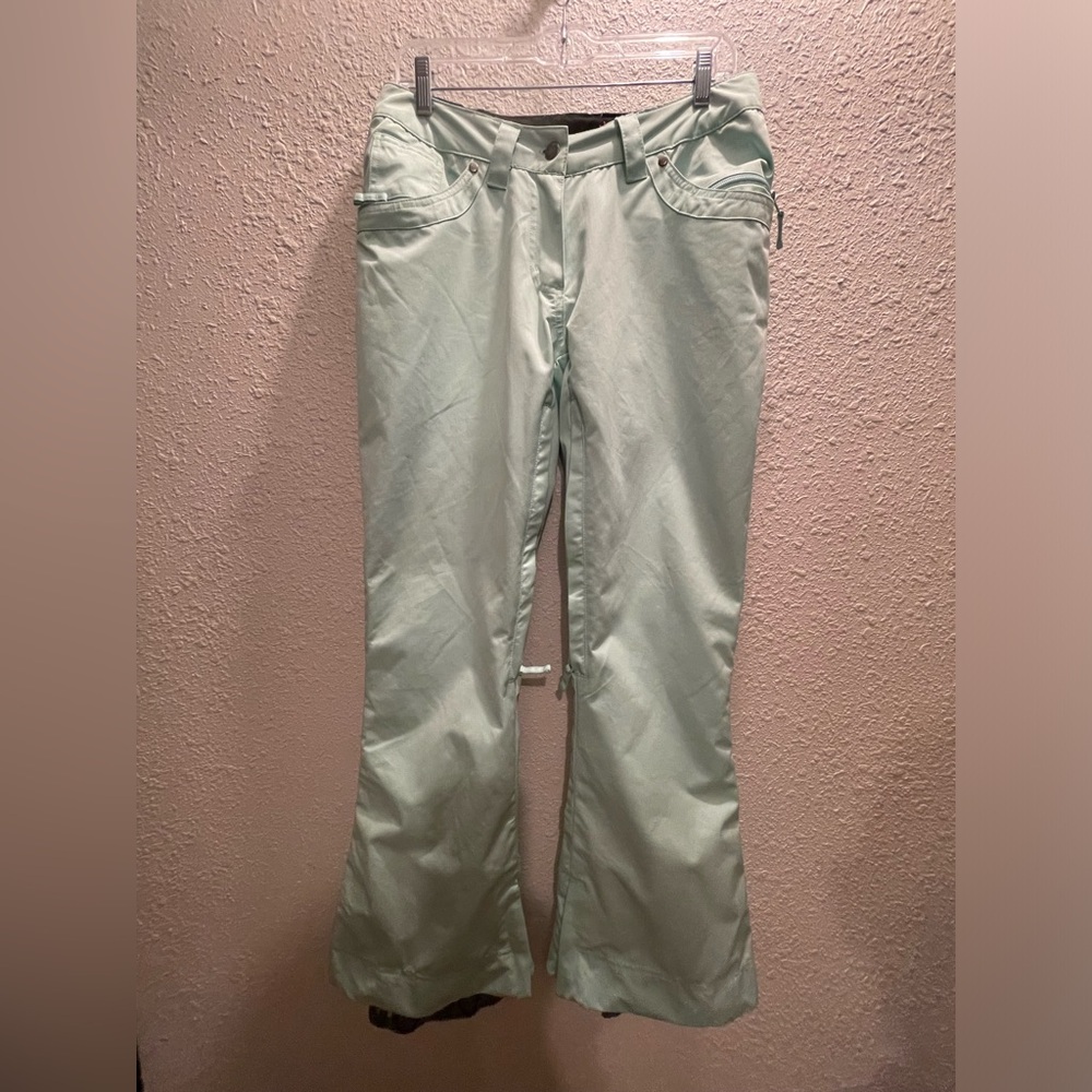 Powder Room Womens Snowboarding/Ski‎ Pants.